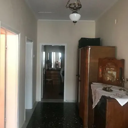 Efesos Spacious